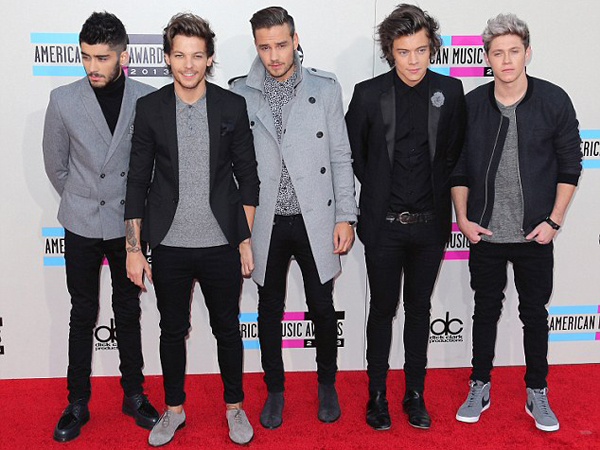 Member One Direction Tidak Tahu Cara Menulis Lagu?